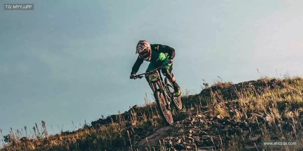 🎮互动直播,弹幕狂欢!🎉参与竞猜,赢取丰厚赛事好礼!